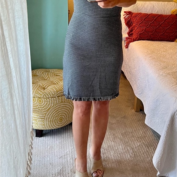 Loft dress 2petite. Super cute. Fringe around the bottom of the dress. - Picture 3 of 6